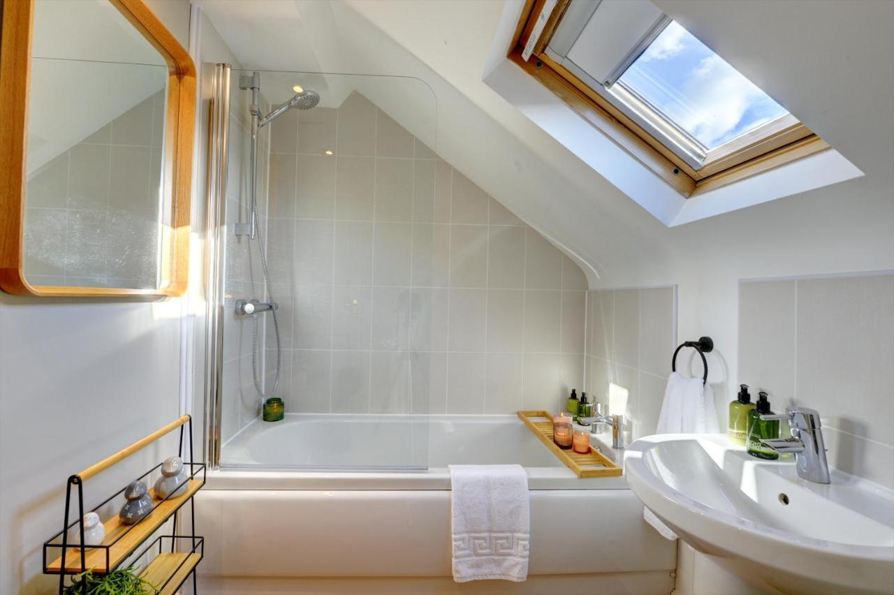 Regency Nest By Spa Town Property - Stylish 3 Bedroom Apartment On 2 Floors, Central Leamington Spa Buitenkant foto