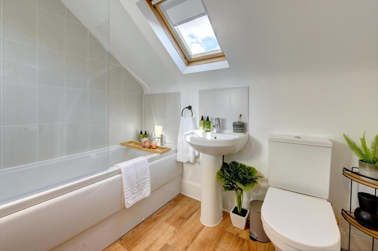 Regency Nest By Spa Town Property - Stylish 3 Bedroom Apartment On 2 Floors, Central Leamington Spa Buitenkant foto