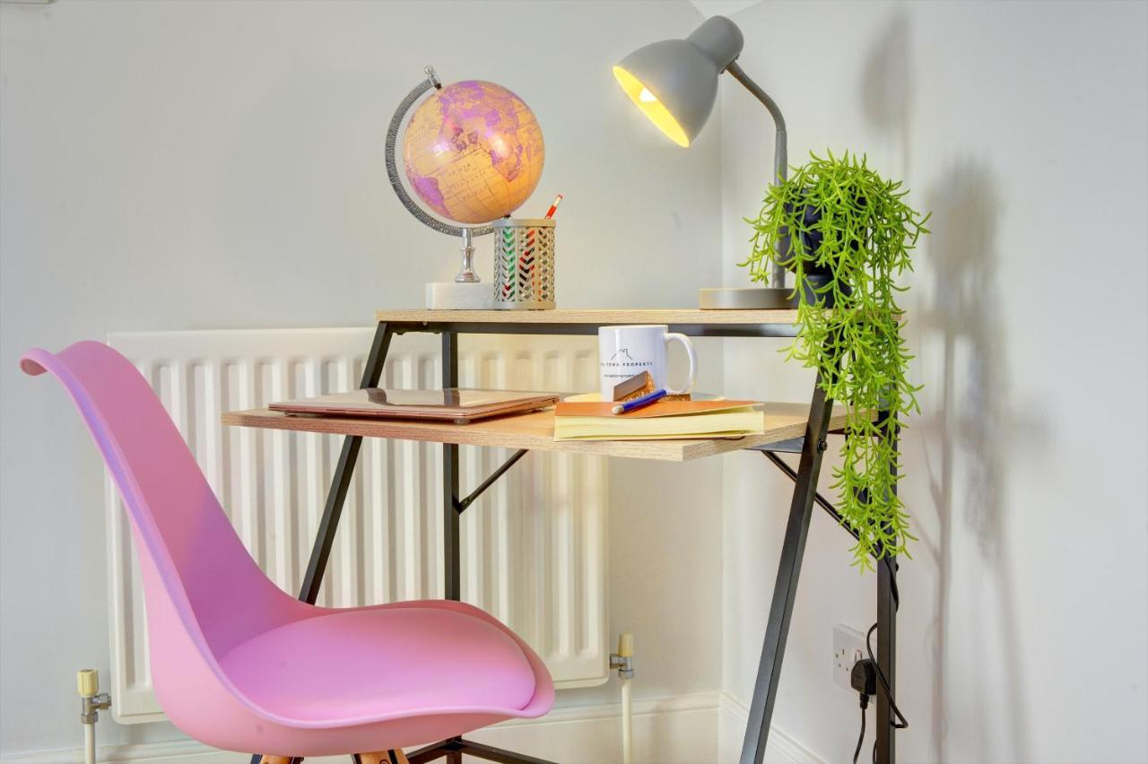Regency Nest By Spa Town Property - Stylish 3 Bedroom Apartment On 2 Floors, Central Leamington Spa Buitenkant foto