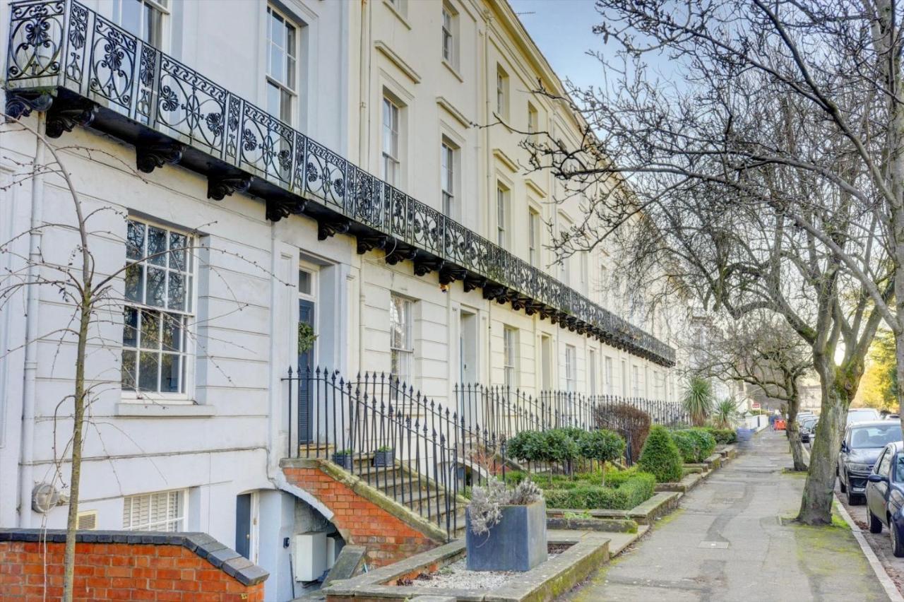 Regency Nest By Spa Town Property - Stylish 3 Bedroom Apartment On 2 Floors, Central Leamington Spa Buitenkant foto